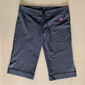 Lululemon Black Capri Pants